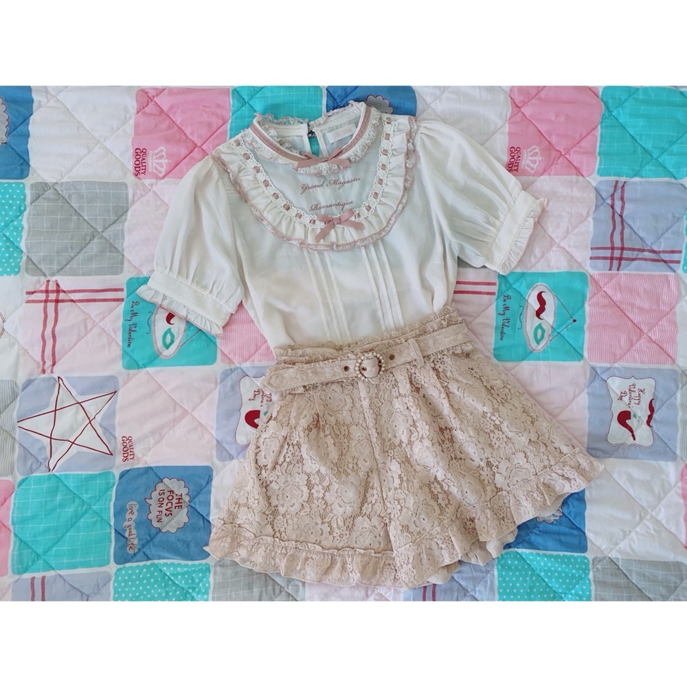 1 Liz Lisa x Rojita outfit bundle